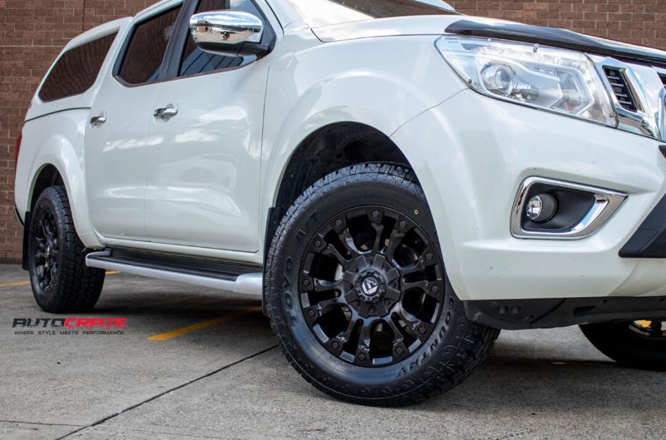 NISSAN-NAVARA-VAPOR-MATTE-BLACK